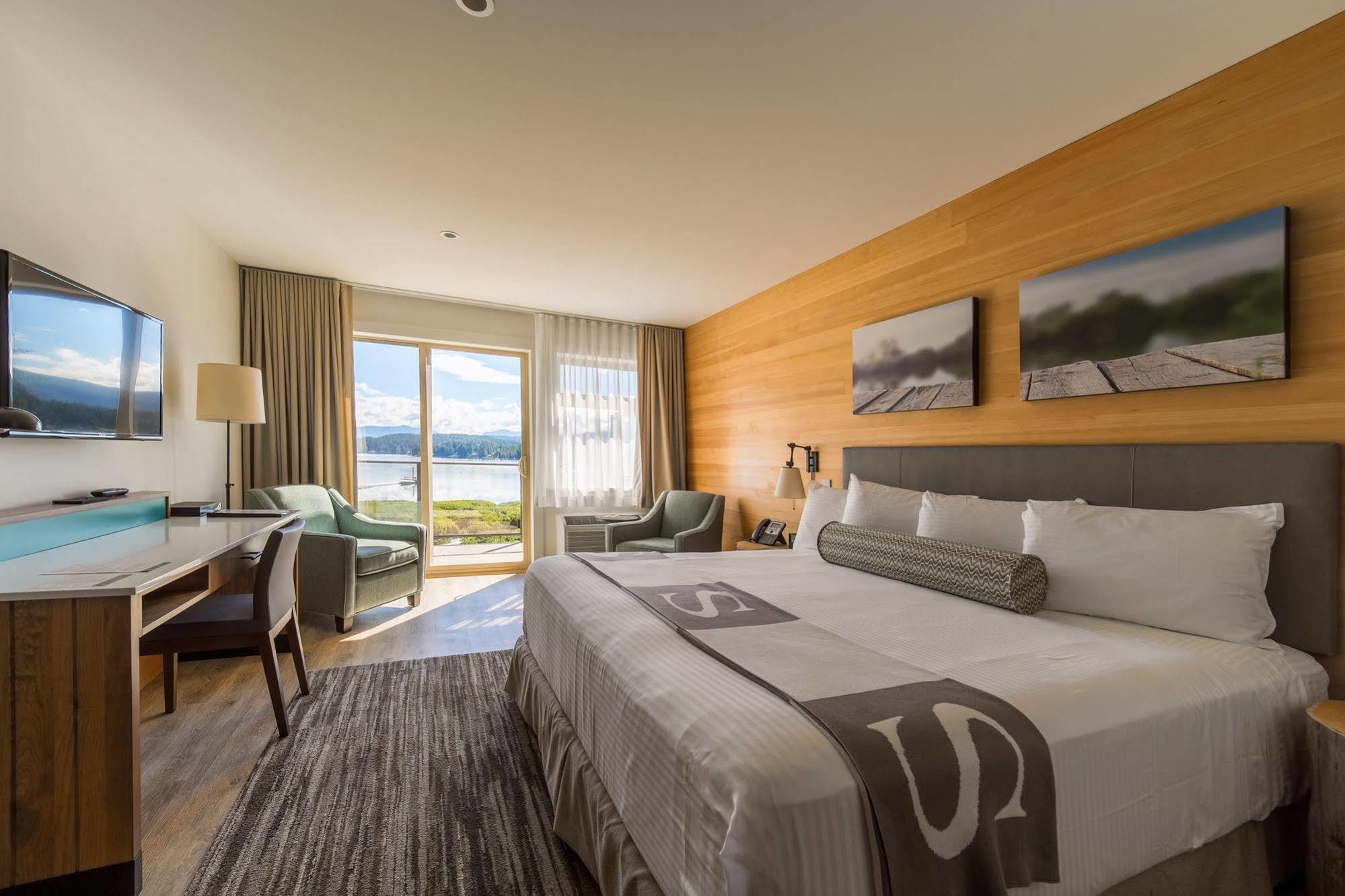 Sproat Lake Landing Resort Great Central Eksteriør billede
