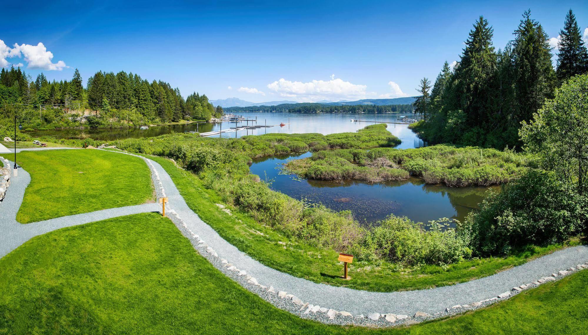 Sproat Lake Landing Resort Great Central Eksteriør billede